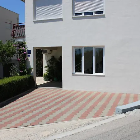 Mare Apartament *
